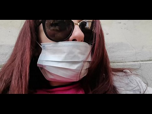 ❤️ Nicoletta hefnir sín á nágranna sínum og pissar í bílskúrinn hans (sérstök Covid19 ítalsk sóttkví) ❤ Klám hjá okkur ❌️❤